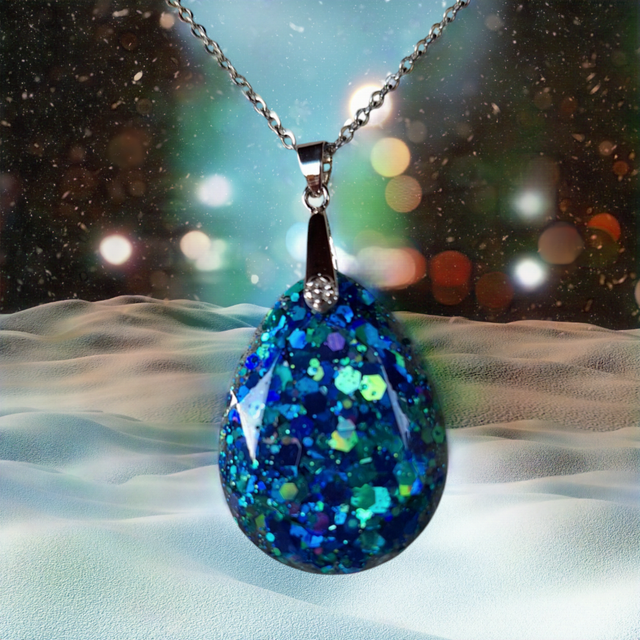 Pendentif Goutte en Résine Époxy Collier