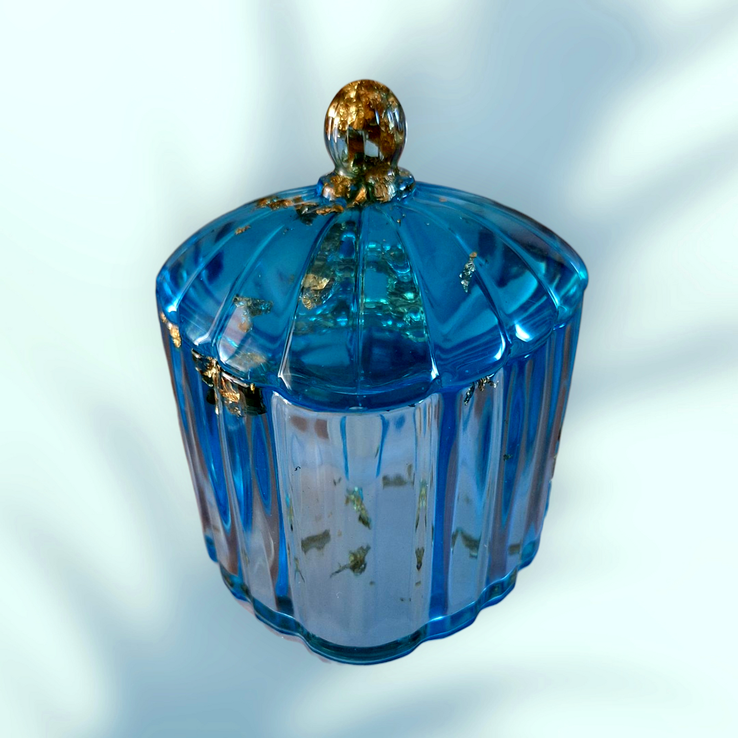 Boîte à bijoux cœur en résine époxy | Bleu et feuilles d'or