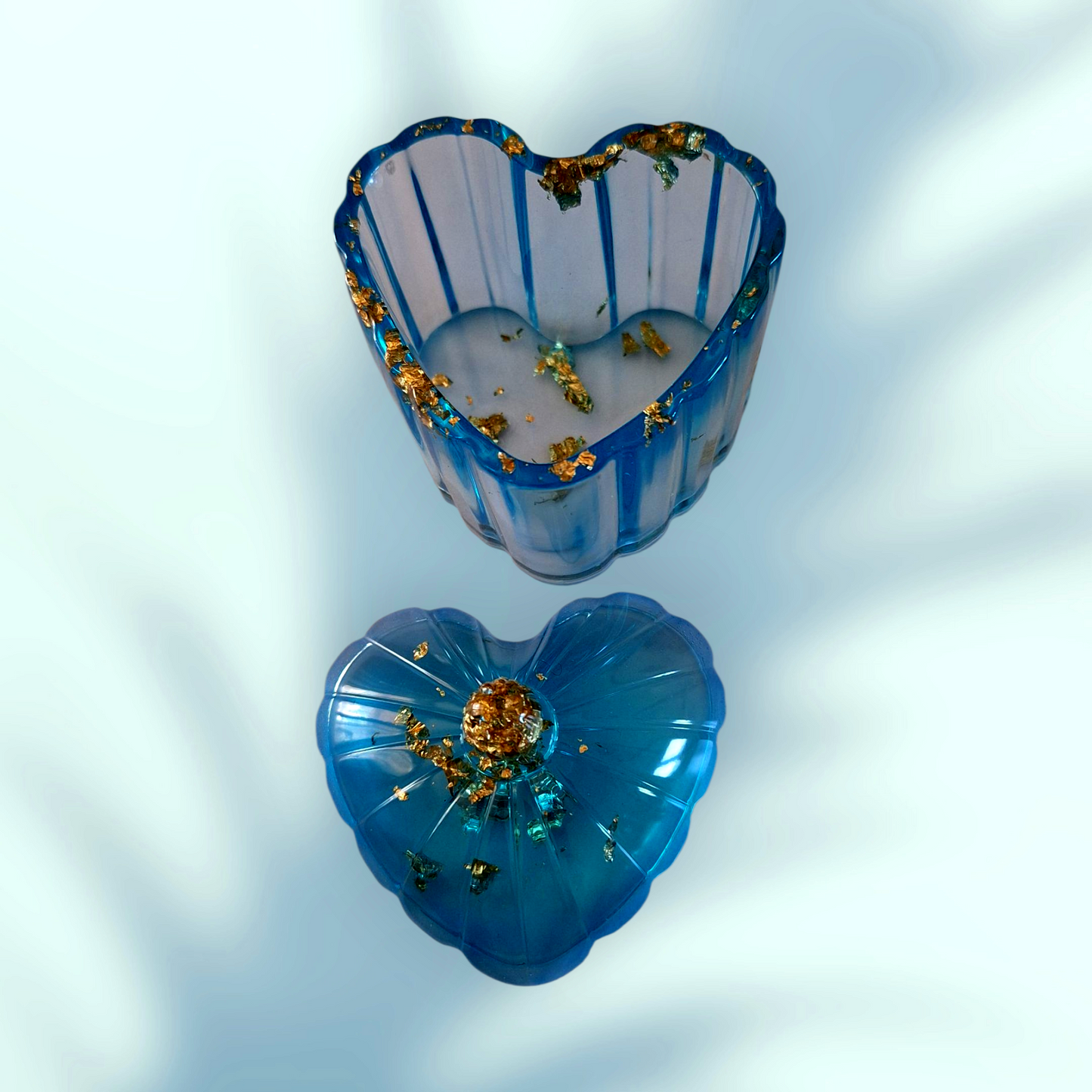 Boîte à bijoux cœur en résine époxy | Bleu et feuilles d'or