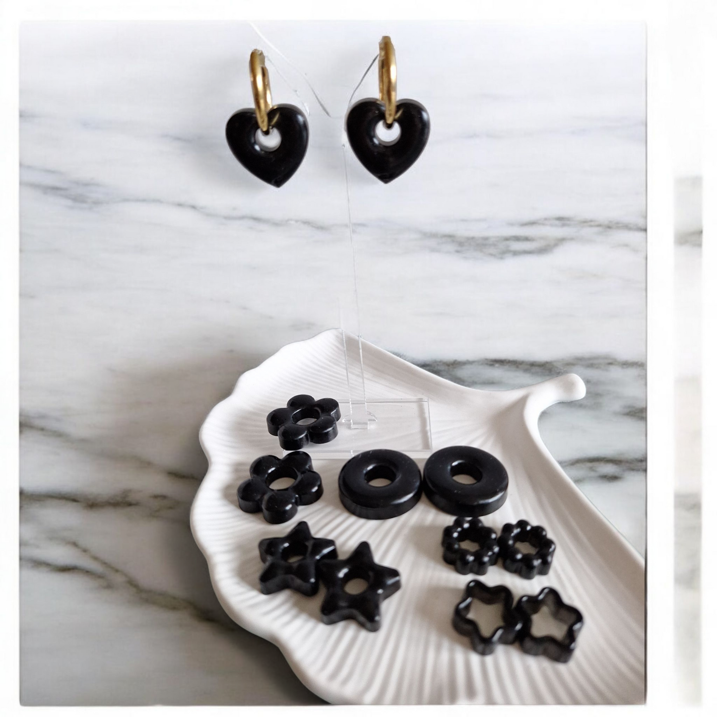 Boucles d’oreilles avec pampilles interchangeables – Fleurs, cœurs, étoiles et anneaux