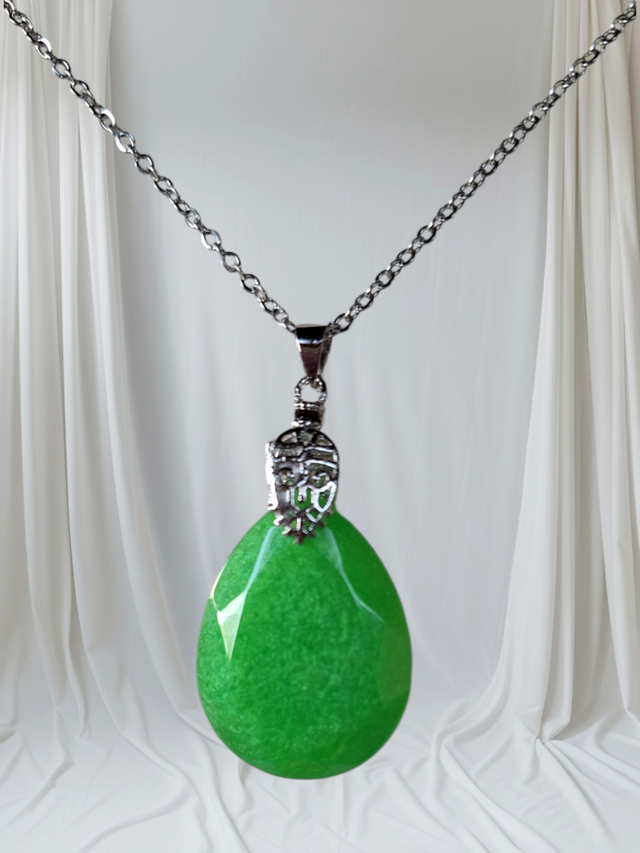 Pendentif Goutte en Résine Époxy Collier