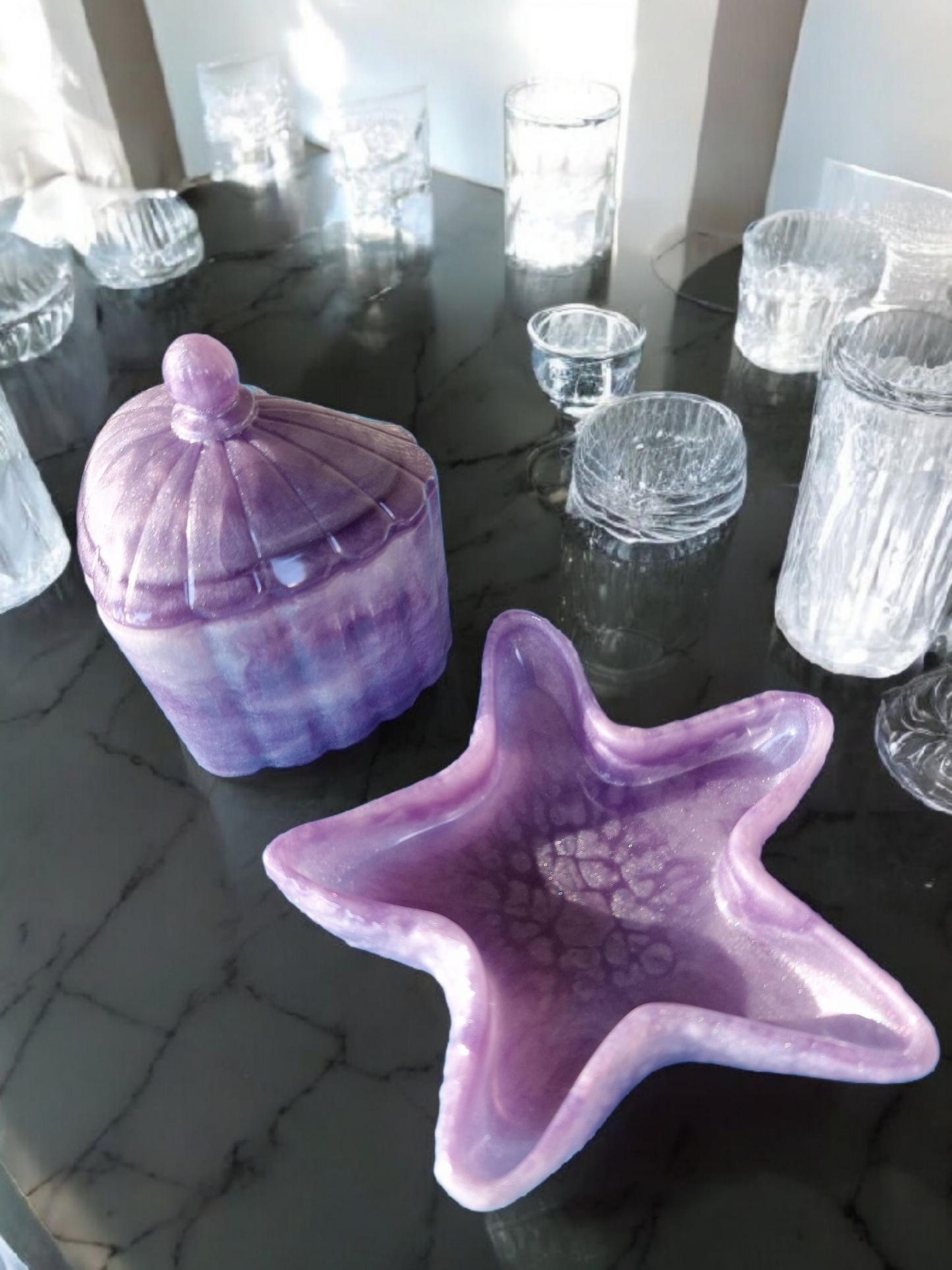 Boîte cœur en résine époxy nacrée violette – Création artisanale unique💜