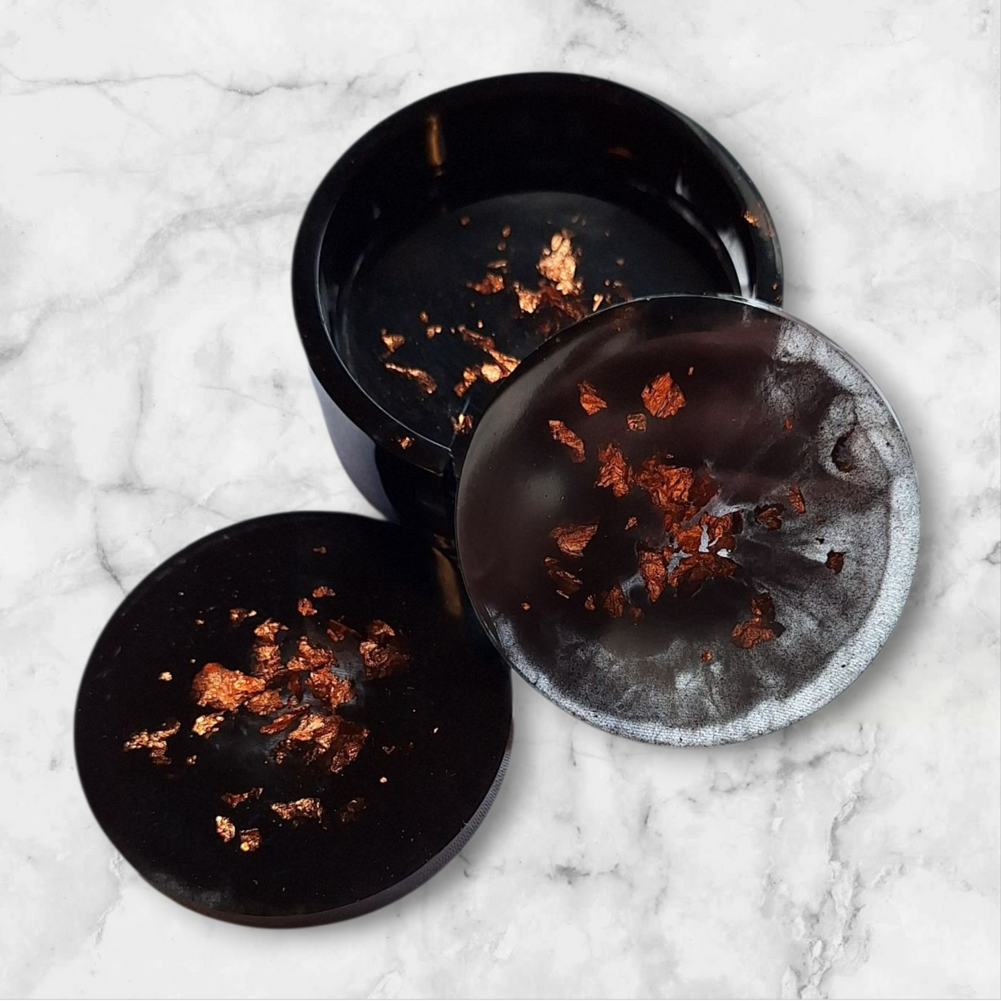Dessous de verres en résine époxy noir scintillant – Élégance artisanale