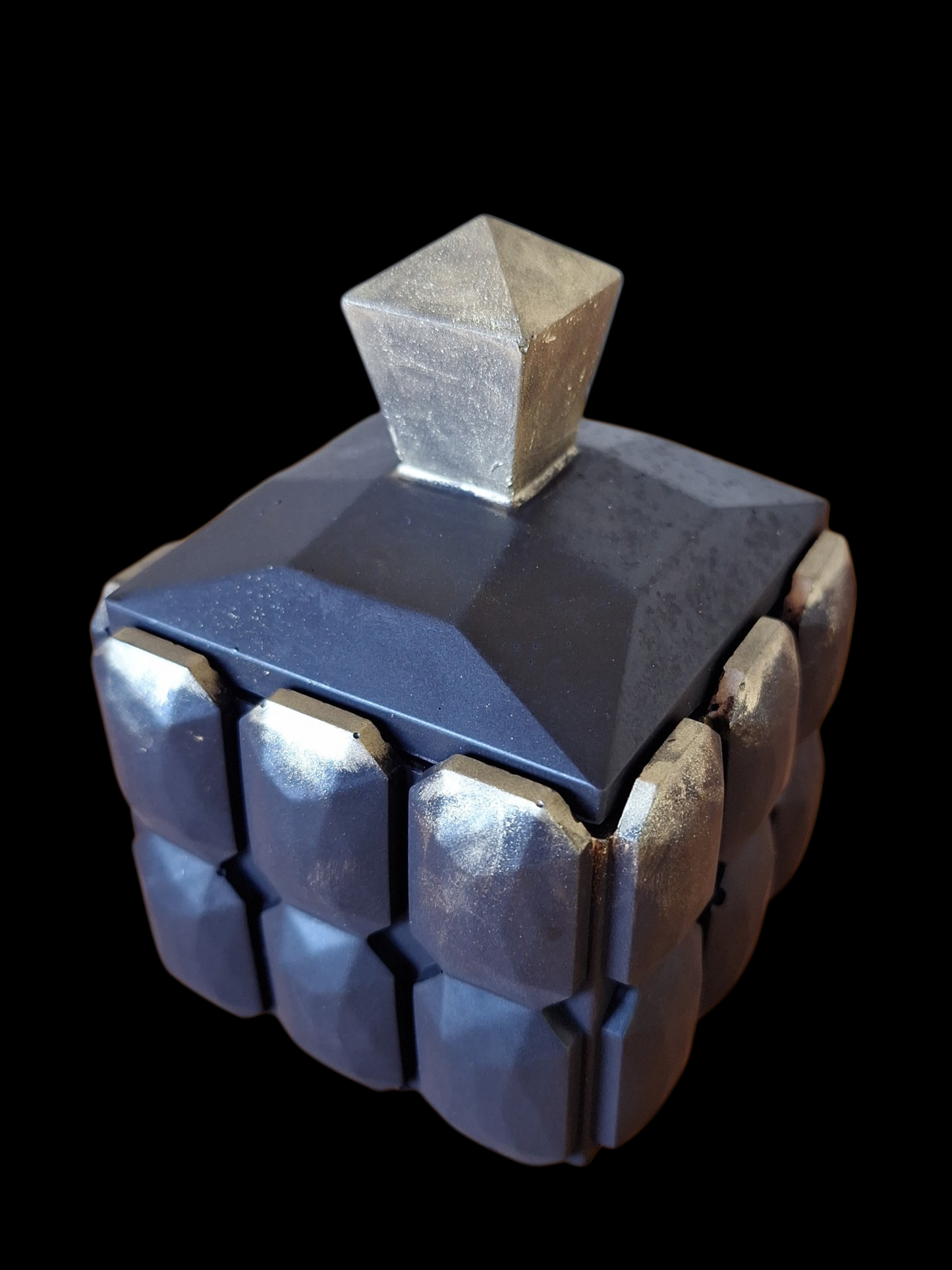 Boîte Décorative Artisanale - Aquarésine Noire & Mica Doré