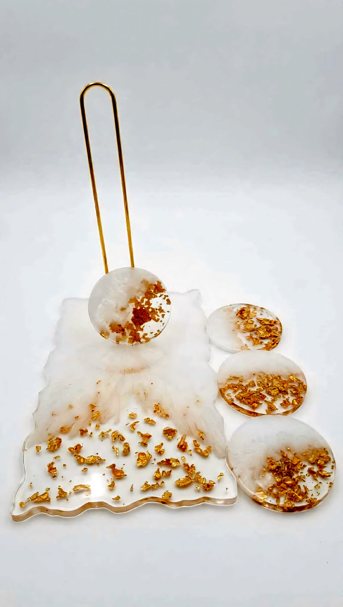 Porte Essuie-Tout Résine Epoxy Blanc et Feuilles d'Or + Plateau + 4 Dessous de Bouteilles Offerts - Fait Main - Résin'éclat