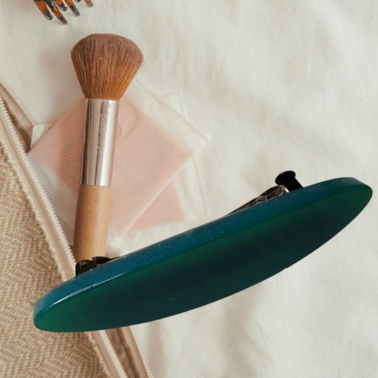 Barrettes en résine époxy artisanales – Accessoires cheveux faits main, élégants et uniques