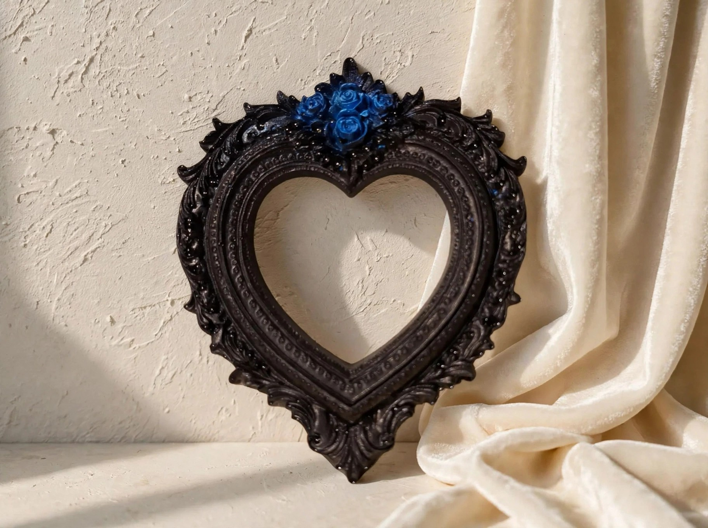 Mini Cadre Cœur Baroque - Déco Gothique et Romantique 8 cm - idée cadeau pour elle, lui