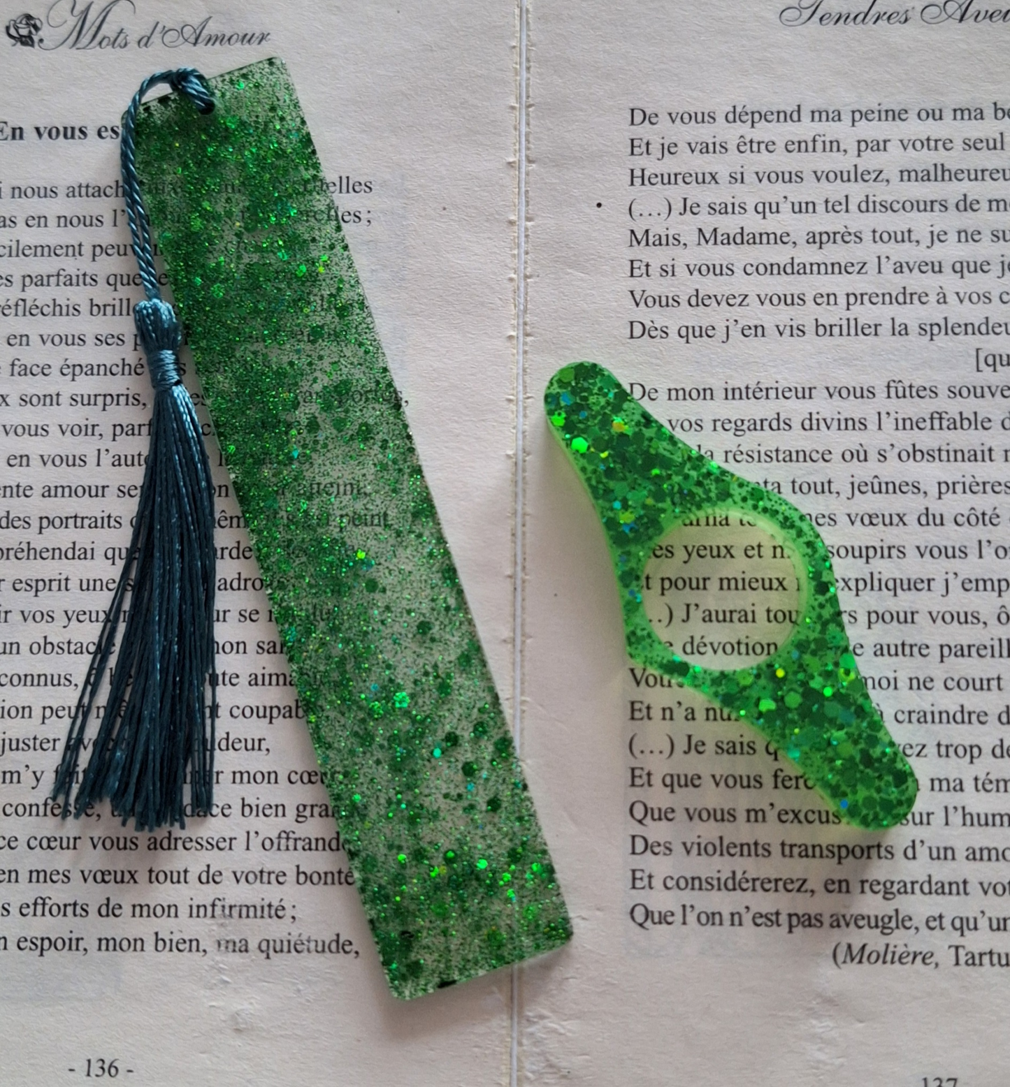 Ensemble Marque-Page & Bague de Lecture Fait Main en Résine Époxy