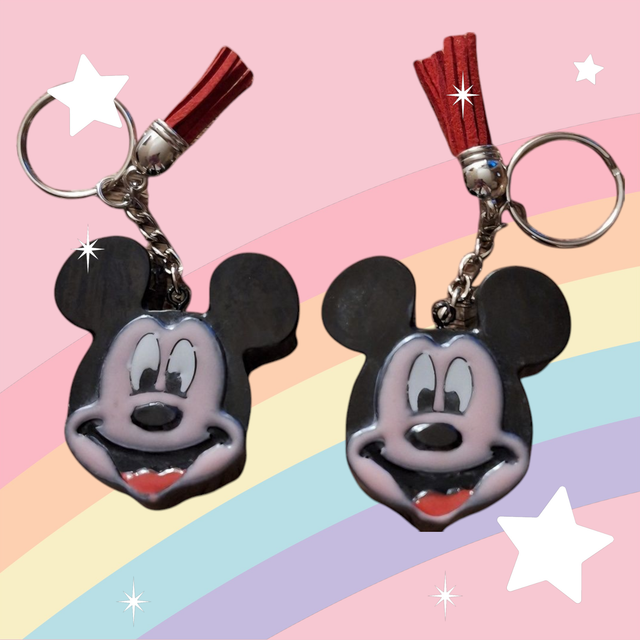 Porte-Clés Tête de Souris Célèbre (Inspiré de Mickey) avec Pompon Rouge🏰