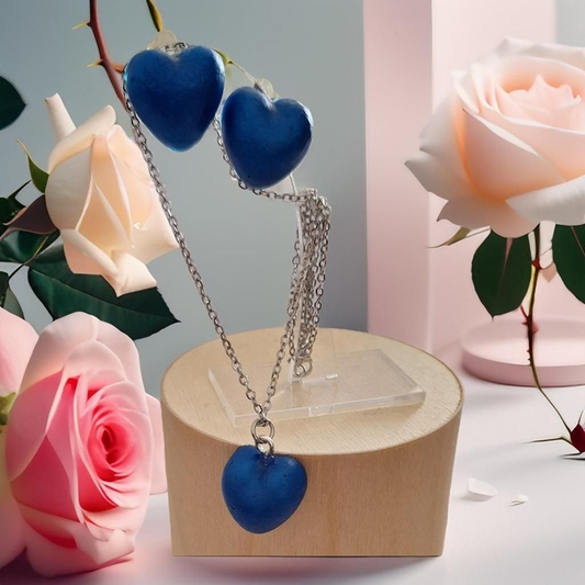 Ensemble collier et boucles d'oreilles à pinces