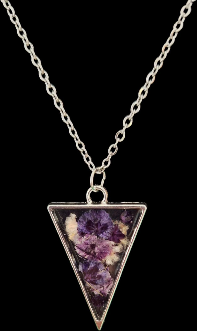 Pendentif Géométrique Triangle et Fleurs Éternelles Mauves - Métal Argenté