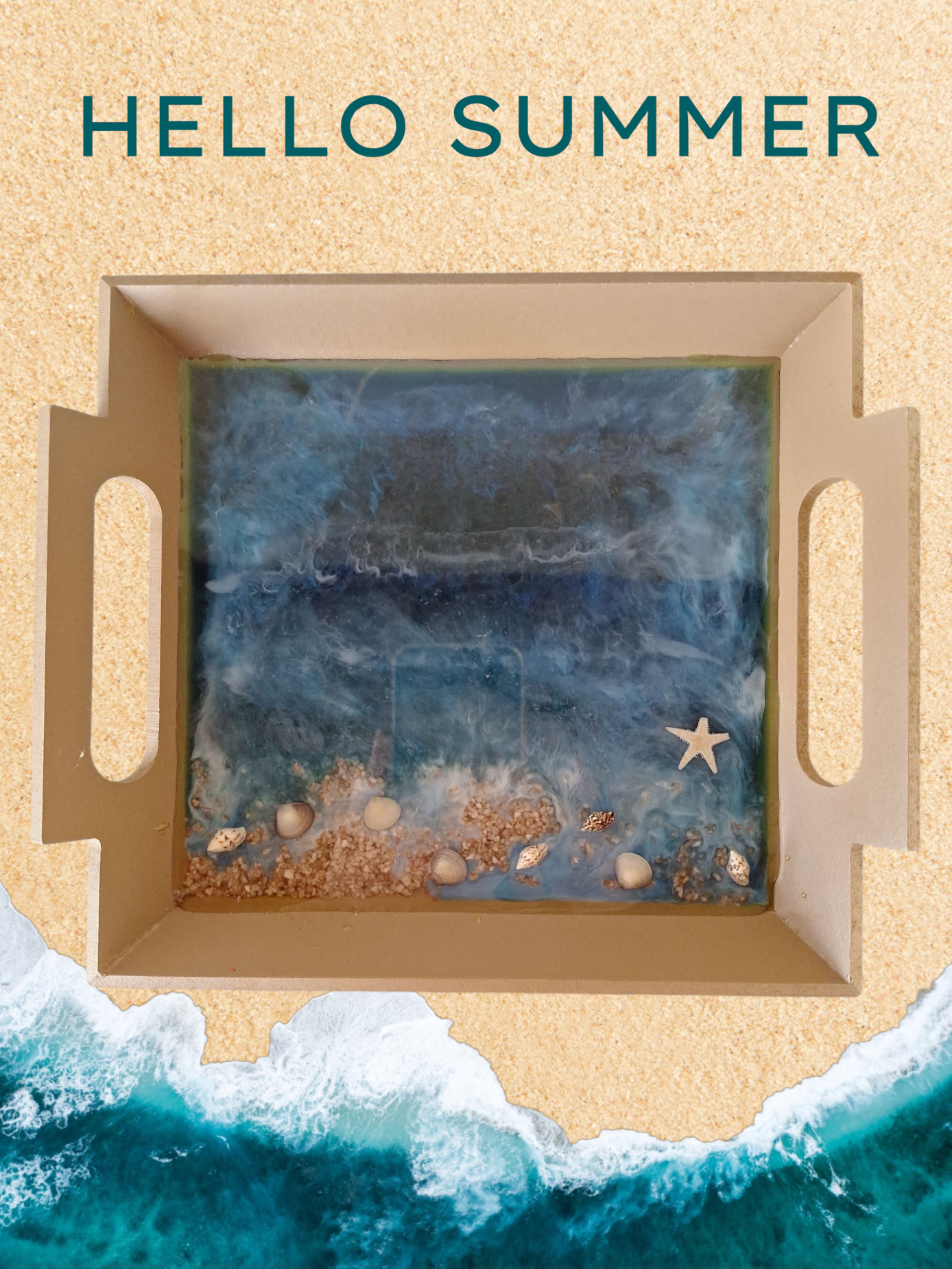 Plateau de Service Décor Marin en Résine Époxy et Bois | Scène de Plage