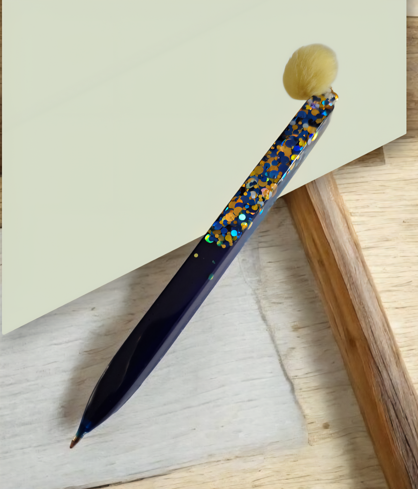 Stylos en résine époxy – Uniques et élégants ✨