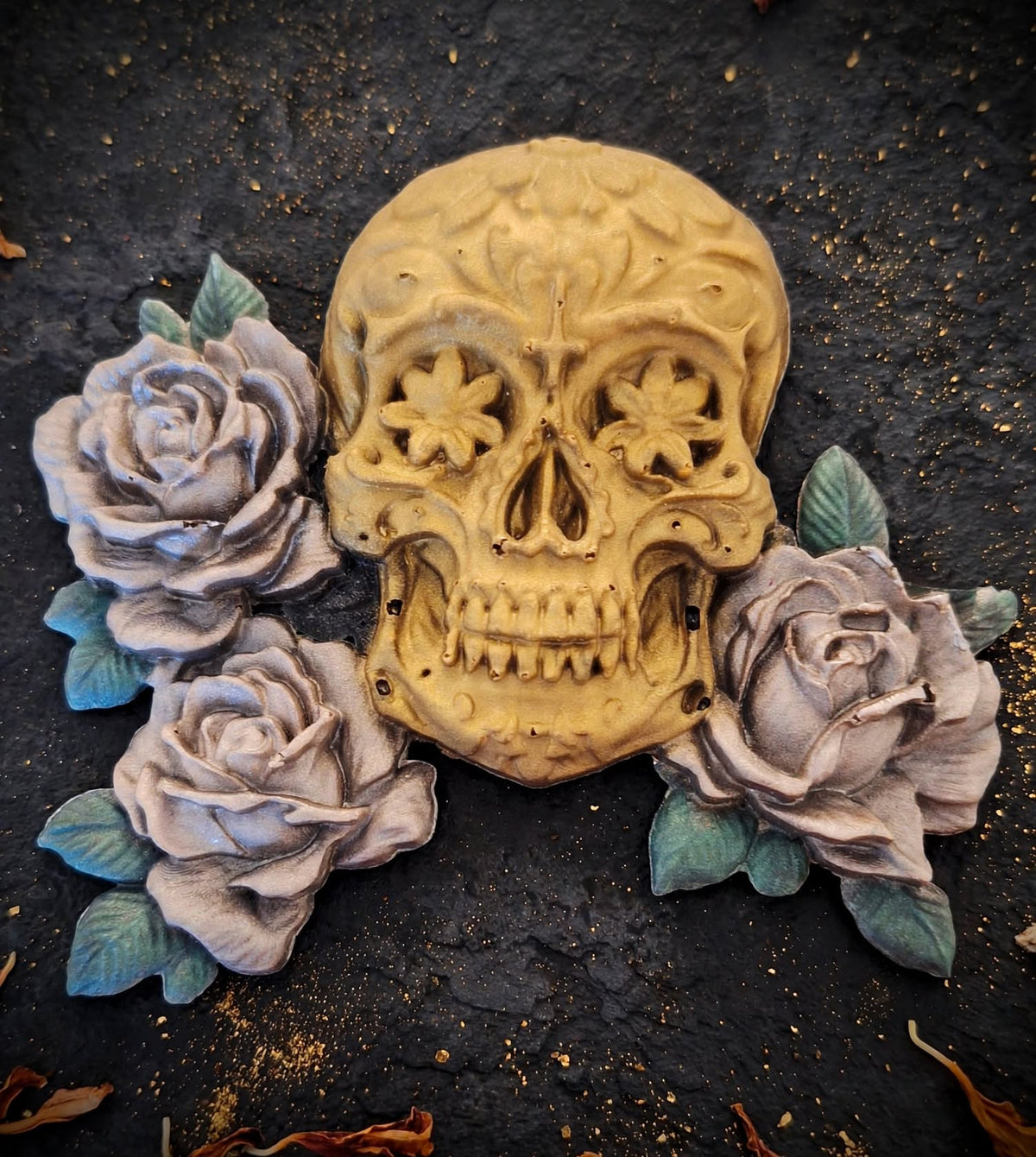 Magnet Frigo Crâne Mexicain Doré & Roses - Dia de los Muertos | Résin'éclat