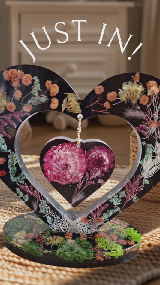 Cœur en Résine avec Fleurs Séchées - Cadeau Romantique Unique