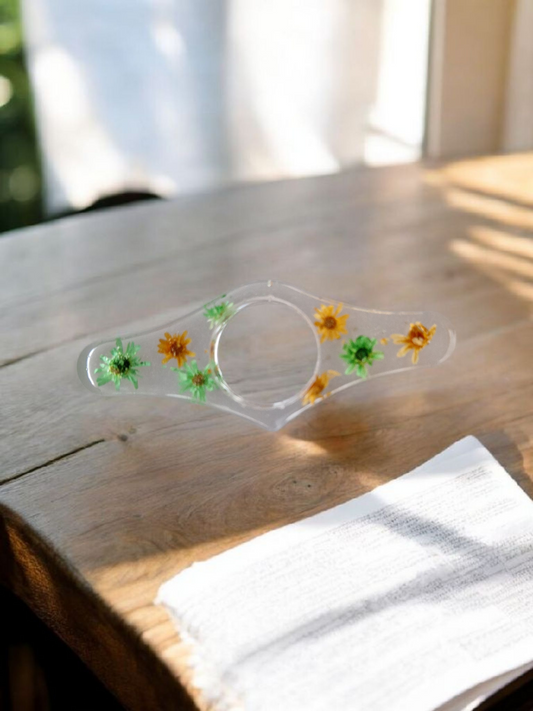 Bague de Lecture Porte-Page en Résine Époxy Transparente et Fleurs Séchées (Jaunes & Vertes)
