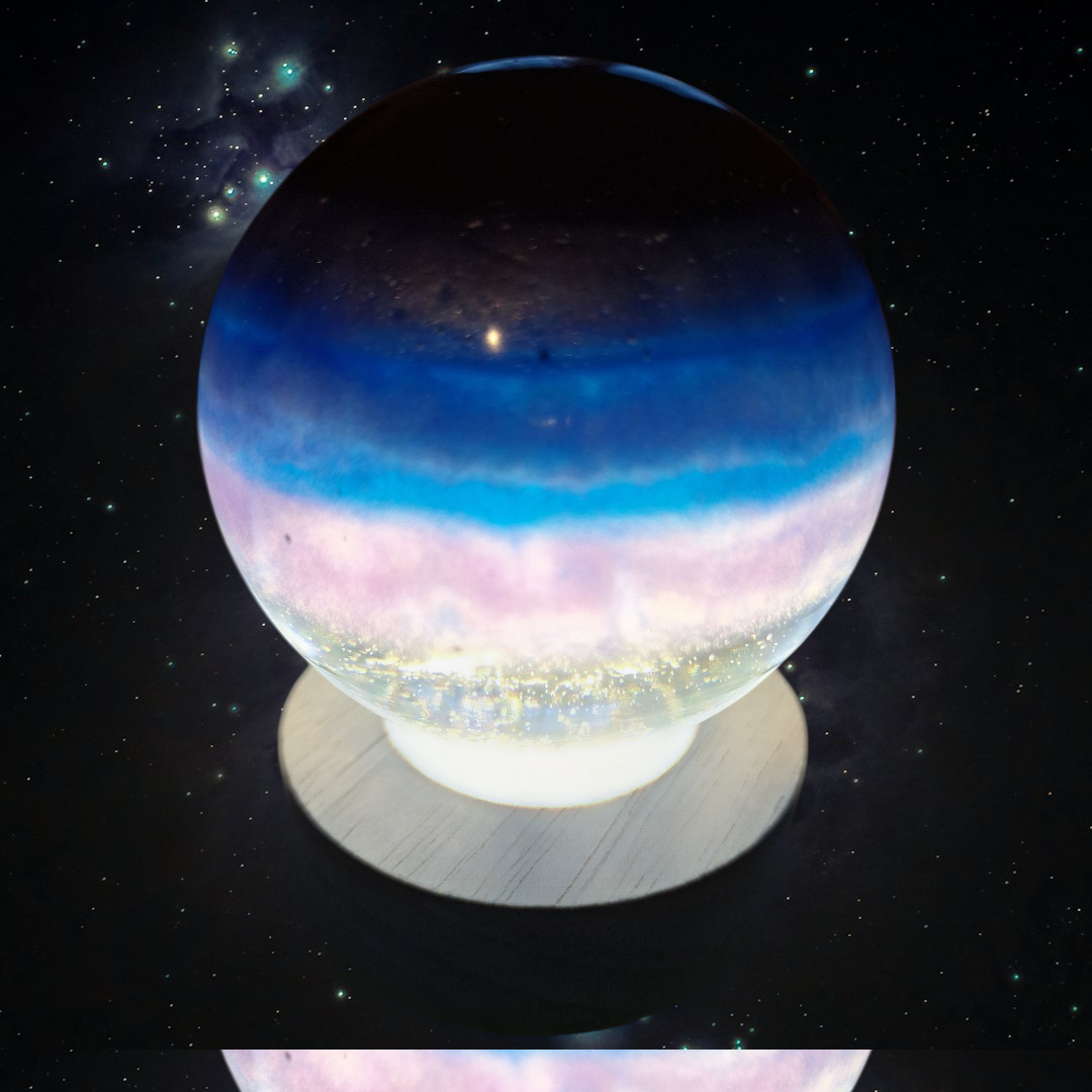 Sphère Lumineuse Céleste en Résine - Veilleuse Galaxie et Nébuleuse