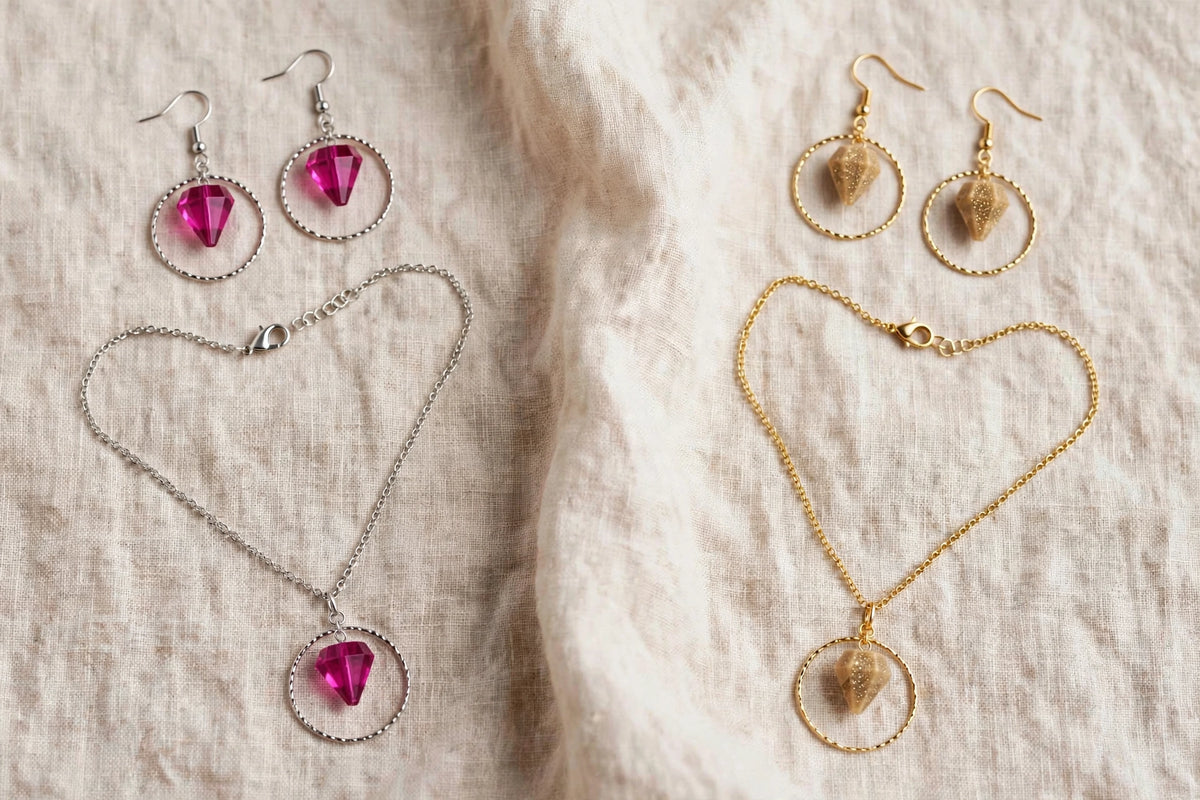 Parure Diamant Résine - Collier et Boucles d'Oreilles | Fuchsia & Sable Doré